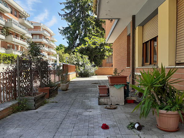 Read more about the article Appartamento con lastrico esclusivo e garage , Zona Via Spalato -Macerata